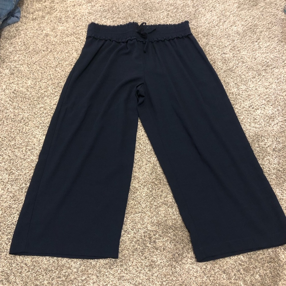 Maurices Wide Leg Capris